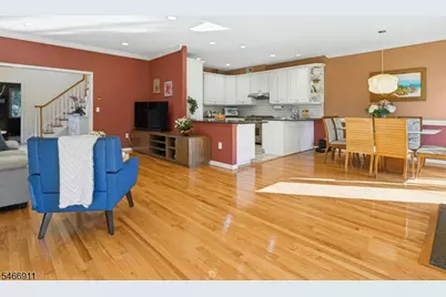 25 Hidden Pond Ct, Raritan, NJ 08869 - Photo 8