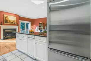 25 Hidden Pond Ct, Raritan, NJ 08869 - Photo 14