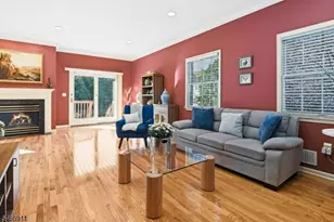 25 Hidden Pond Ct, Raritan, NJ 08869 - Photo 6