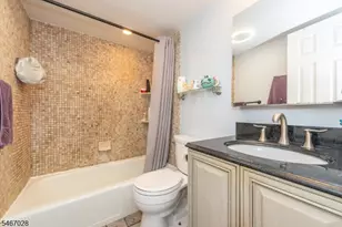 323 Gill Ln, Woodbridge Township, NJ 08830 - Photo 8