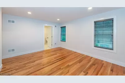 360 Orange Rd #3, Montclair, NJ 07042 - Photo 32