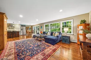 45 Wayland Dr, Verona, NJ 07044 - Photo 8