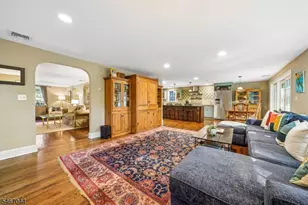 45 Wayland Dr, Verona, NJ 07044 - Photo 8