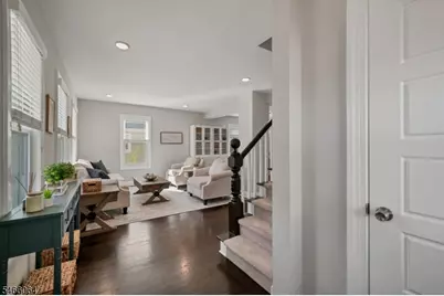 34 2 Nd St, Raritan, NJ 08869 - Photo 4
