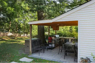 62 Guinard Dr, Watchung, NJ 07069 - Photo 32
