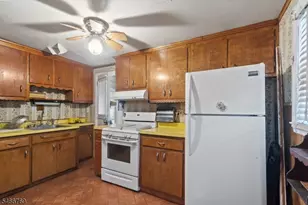 409 Olcott St, Orange, NJ 07050 - Photo 12
