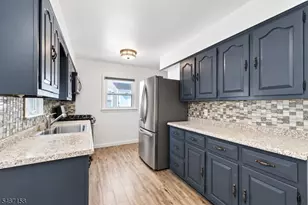 49 Warren St, Clifton, NJ 07013 - Photo 6