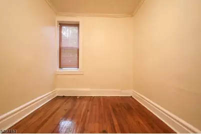 132 Telford St #1, Newark, NJ 07106 - Photo 8