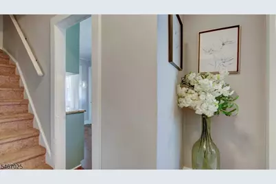 80 N Hill Rd, Woodbridge Township, NJ 07067 - Photo 14