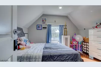 80 N Hill Rd, Woodbridge Township, NJ 07067 - Photo 16