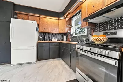 424 S 1st St, Lopatcong Township, NJ 08865 - Photo 6