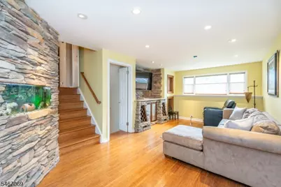 9 Terrace Rd, Wayne, NJ 07470 - Photo 18