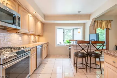 9 Terrace Rd, Wayne, NJ 07470 - Photo 6
