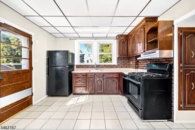 50 Oakwood Ave, Bloomfield, NJ 07003 - Photo 12