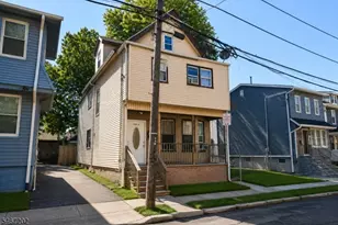 244 Leslie St, Newark, NJ 07112 - Photo 2