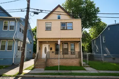 244 Leslie St, Newark, NJ 07112 - Photo 1