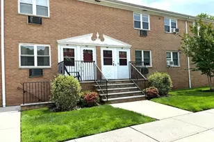 725 Joralemon St, Belleville, NJ 07109 - Photo 1