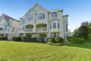 204 Edmonton Ct, Livingston, NJ 07039 - Photo 20