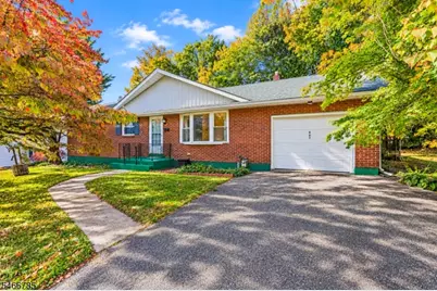 607 Ohio Ave, Pohatcong Township, NJ 08865 - Photo 1