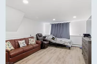 15 Adelphi Ct, Edison, NJ 08837 - Photo 16