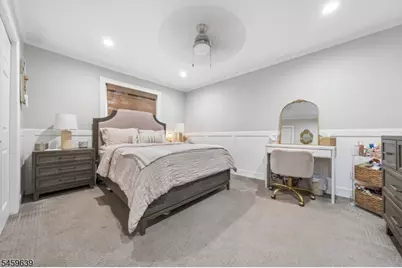 41 Carlos Dr, Fairfield, NJ 07004 - Photo 18