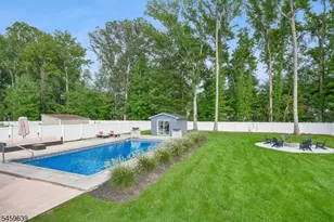 41 Carlos Dr, Fairfield, NJ 07004 - Photo 30