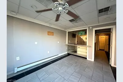 970 W Grand St, Elizabeth, NJ 07202 - Photo 4