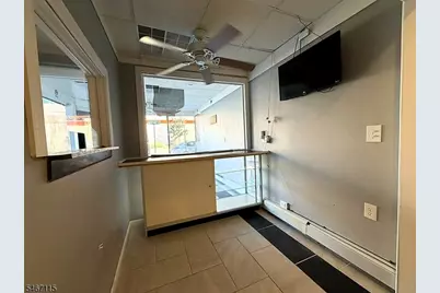 970 W Grand St, Elizabeth, NJ 07202 - Photo 6