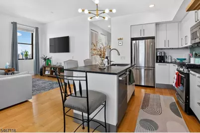 4 Beacon Way, Jersey City, NJ 07304 - Photo 24