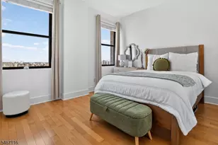 4 Beacon Way, Jersey City, NJ 07304 - Photo 16