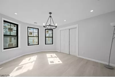 891 River Dr, Elmwood Park, NJ 07407 - Photo 14
