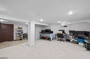 891 River Dr, Elmwood Park, NJ 07407 - Photo 30