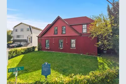 891 River Dr, Elmwood Park, NJ 07407 - Photo 36