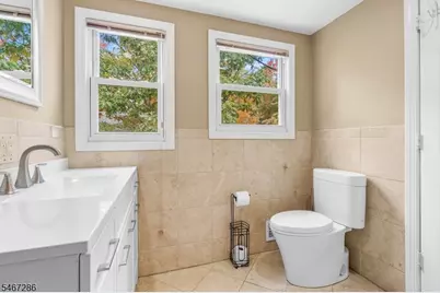 1 Ledgewood Trl, Kinnelon, NJ 07405 - Photo 6