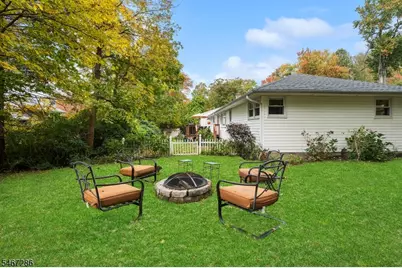 1 Ledgewood Trl, Kinnelon, NJ 07405 - Photo 30