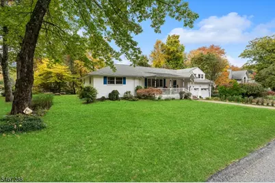 1 Ledgewood Trl, Kinnelon, NJ 07405 - Photo 38