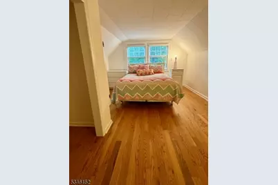 218 Park St #2, Montclair, NJ 07042 - Photo 8