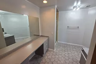 154 Castle Ridge Dr, East Hanover Township, NJ 07936 - Photo 18