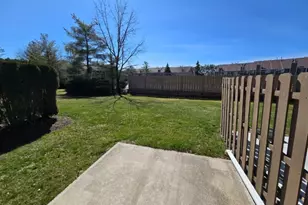 154 Castle Ridge Dr, East Hanover Township, NJ 07936 - Photo 22