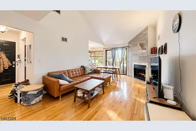 333 Liberty St #14, Little Ferry, NJ 07643 - Photo 8