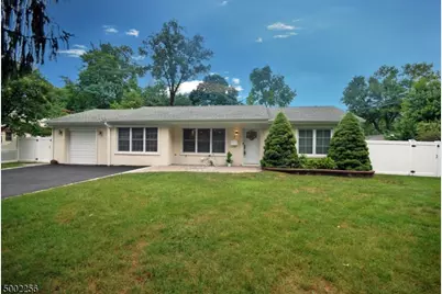 2 Woodlawn Ave, Green Brook Township, NJ 08812 - Photo 2