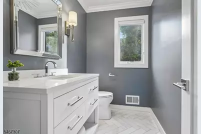 31 Stone Dr, West Orange Township, NJ 07052 - Photo 10