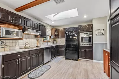 12 Mirror Pl, Jefferson Township, NJ 07438 - Photo 8