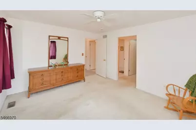 26 Meadow Pond Rd, Hardyston Township, NJ 07419 - Photo 18