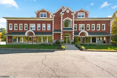 28 Bowling Green Pkwy 2A, Jefferson Township, NJ 07849 - Photo 1