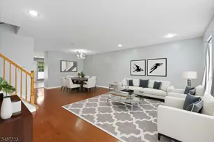 5 Hudson Ct, Franklin Township, NJ 08823 - Photo 4