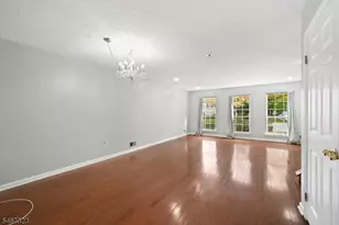 5 Hudson Ct, Franklin Township, NJ 08823 - Photo 8
