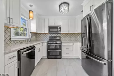 47 Mary St, Hawthorne, NJ 07506 - Photo 2