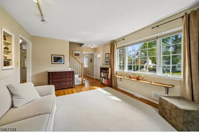 43 Miele Pl, Summit, NJ 07901 - Photo 4