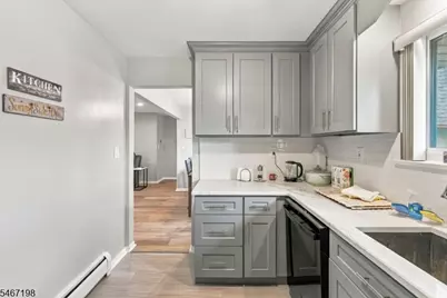 164 Diamond Bridge Ave #9, Hawthorne, NJ 07506 - Photo 30